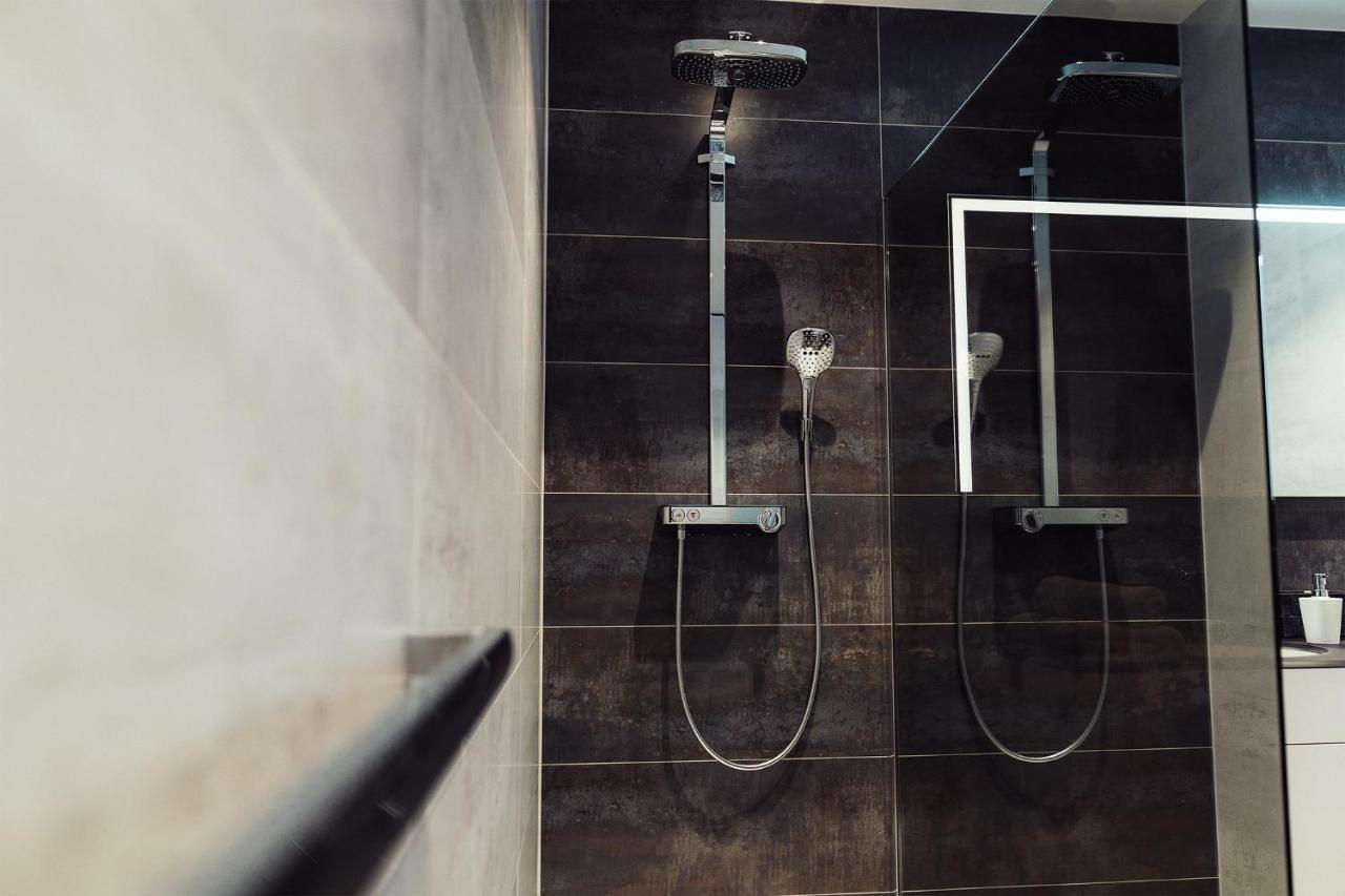 Hotel - Pension & Gaststaette "Alter Koenig" Hettstedt エクステリア 写真